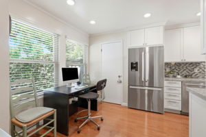 016_F8_4237 Ponce Dr