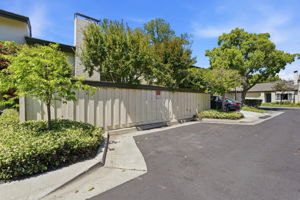 036_F8_4237 Ponce Dr