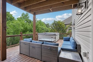 Cottage Grove Dr-S0307-043.jpg