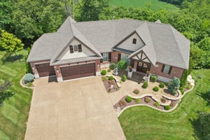 Cottage Grove Dr-S0307-046.jpg