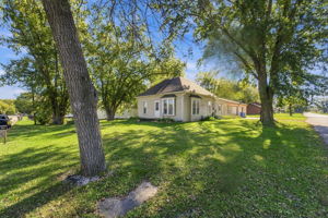  Photo 23