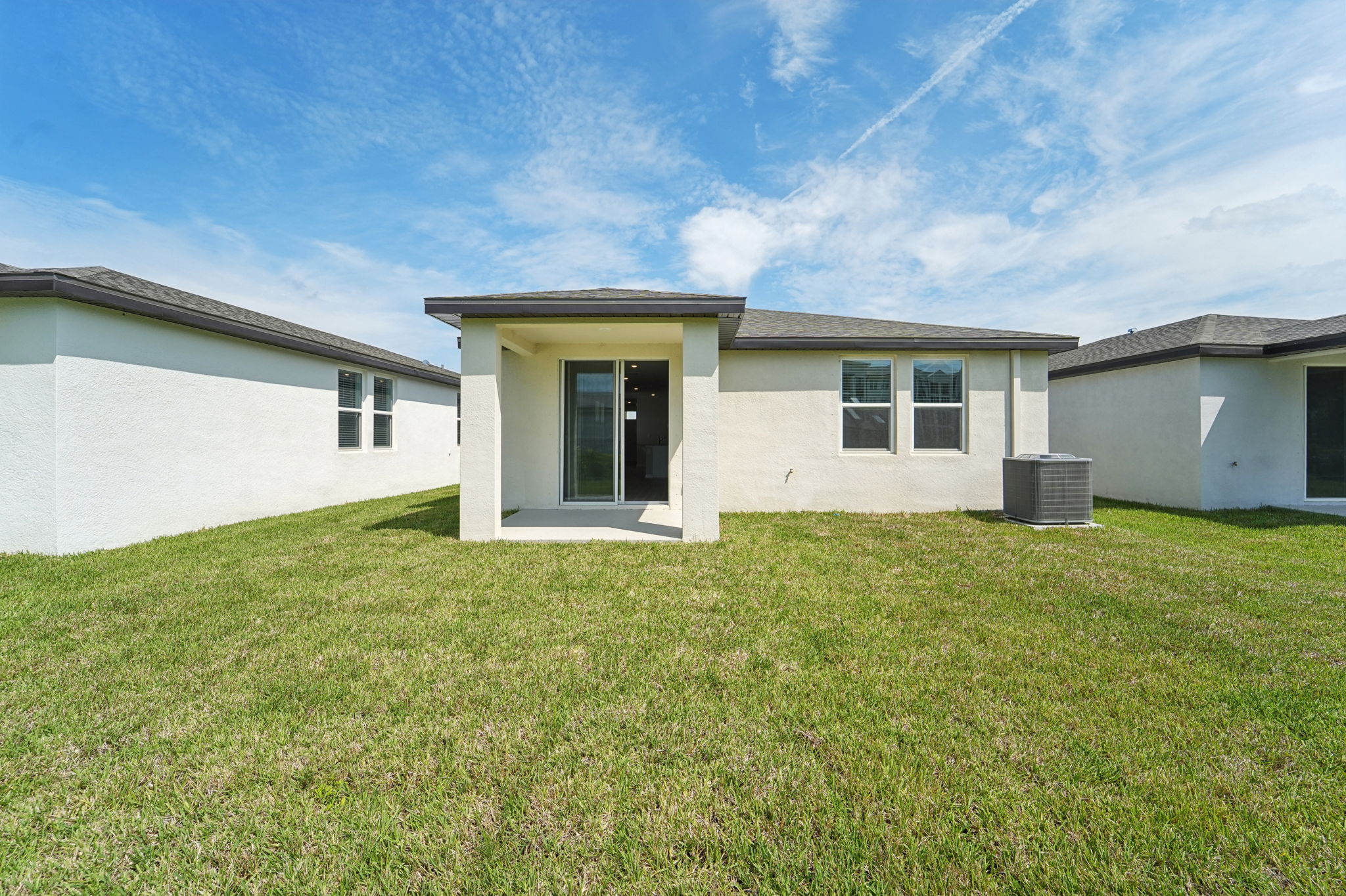 Tampa Division - Magnolia Bay - 424 Lazy Shr Dr, Sarasota, FL 34241 - 031