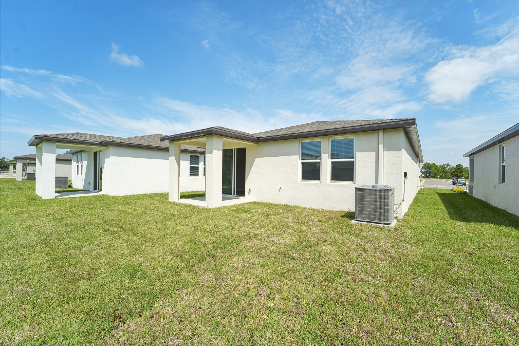 Tampa Division - Magnolia Bay - 424 Lazy Shr Dr, Sarasota, FL 34241 - 032