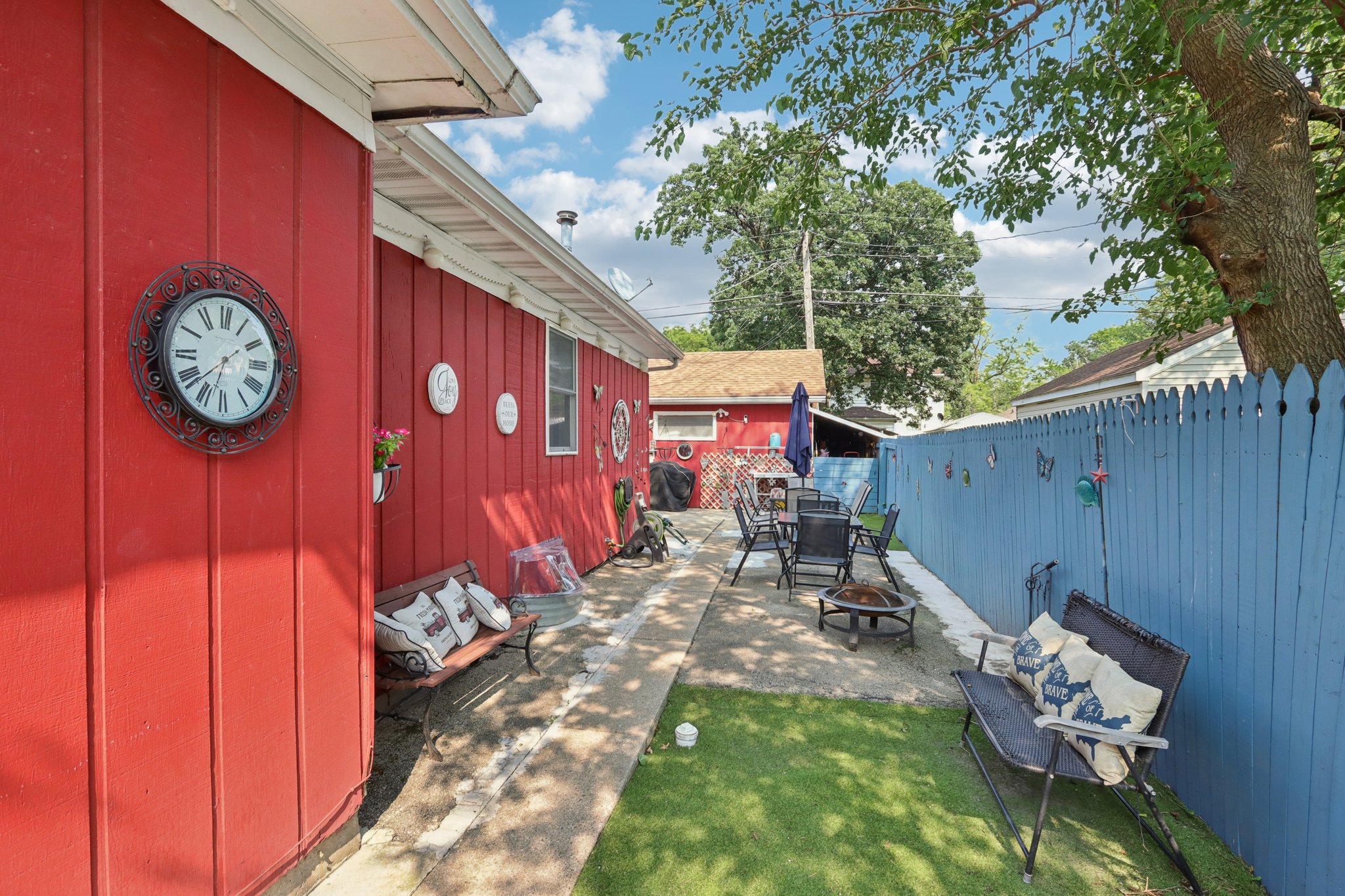 Park Dr-S0208-025.jpg