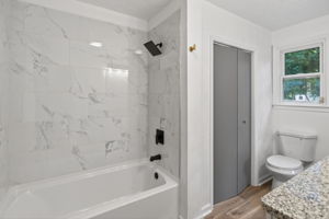  Photo 31
