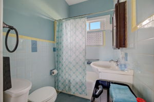  Photo 31