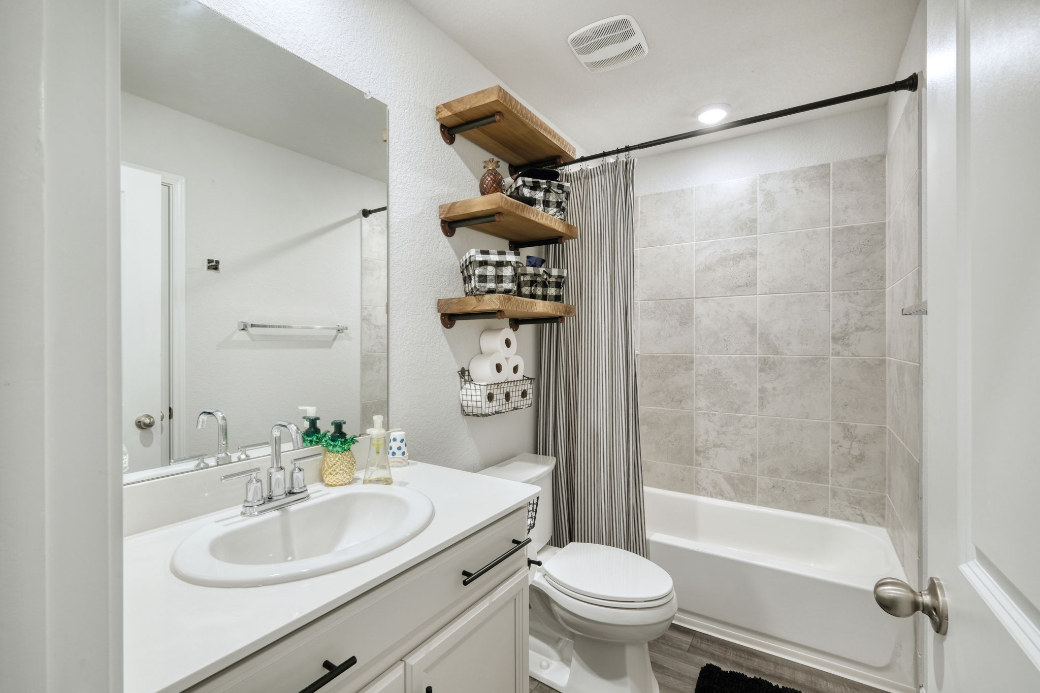 Hall Bathroom