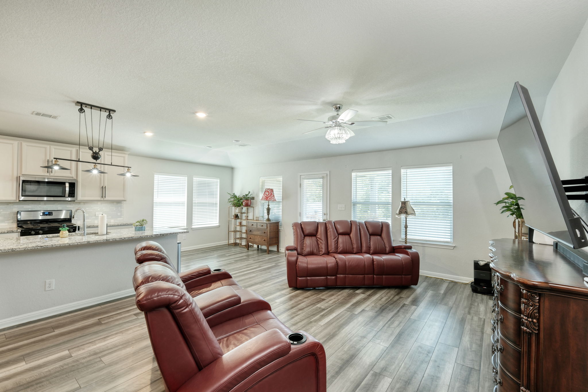 Living Room/Kitchen/Eating Area