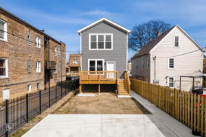 4241 W Walton St, Chicago, IL 60651_015