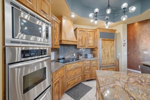 Kitchen 4