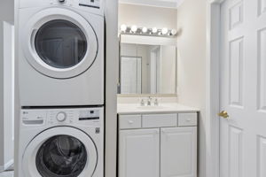 Bathroom/Laundry