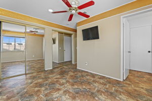  Photo 49