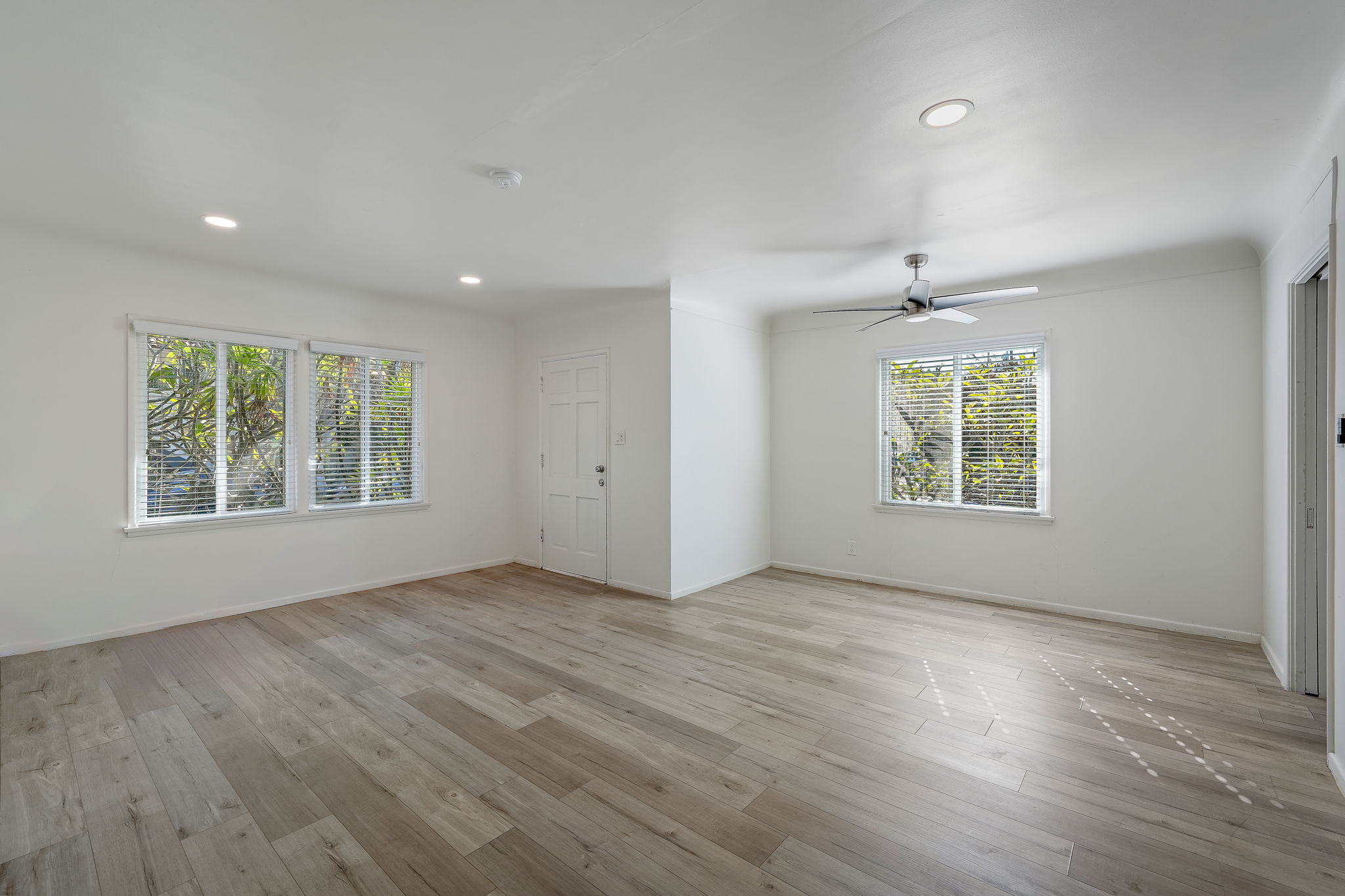 4244 Lafayette Place-7