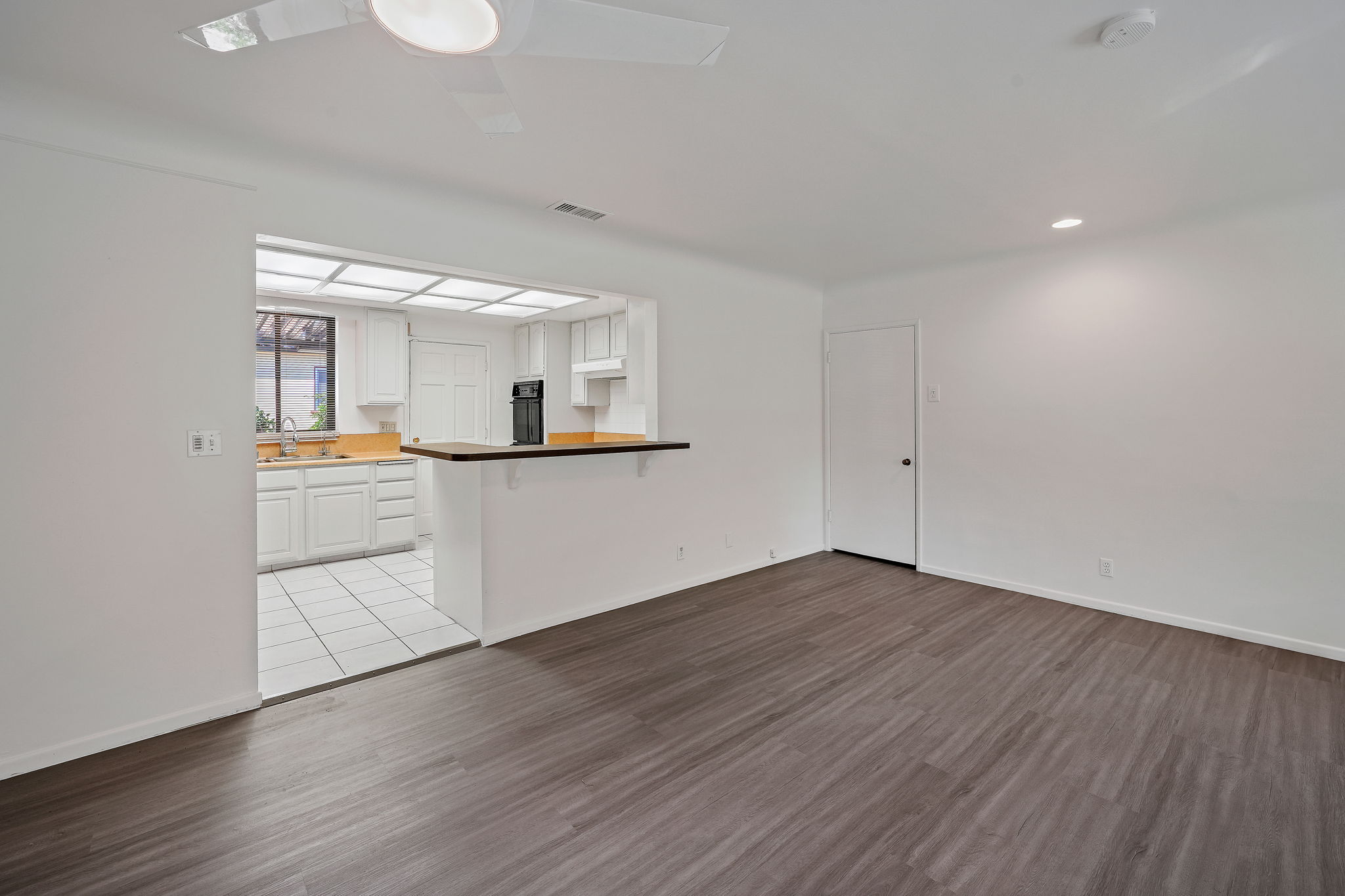4244 Lafayette Place-25
