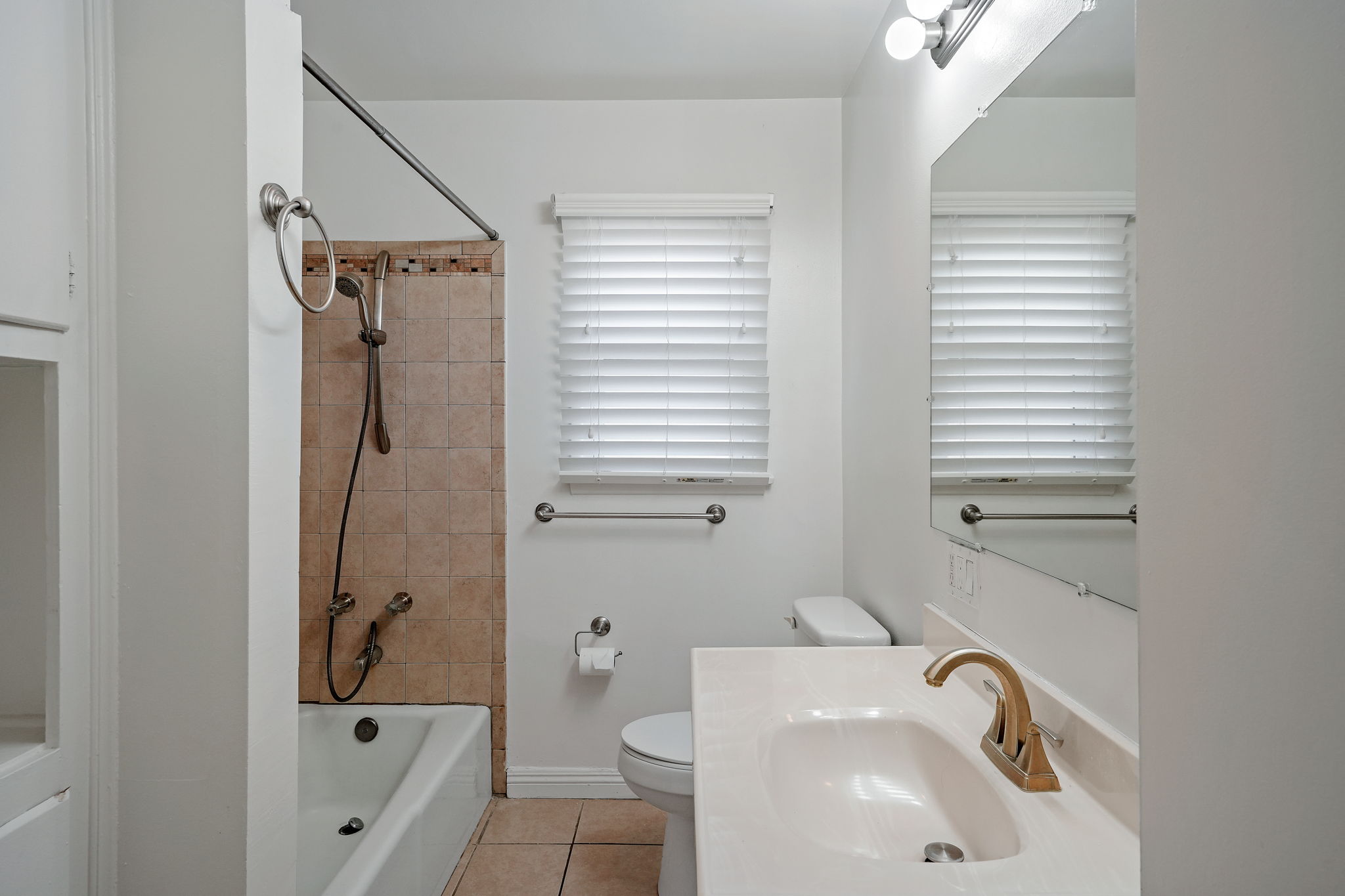 4244 Lafayette Place-31
