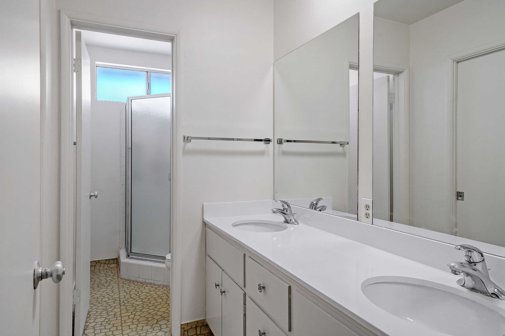 4244 Lafayette Place-41