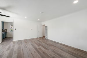 4244 Lafayette Place-5