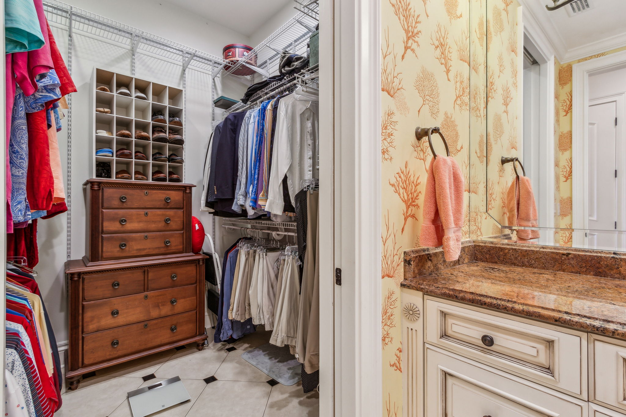 Primary Bedroom Closet