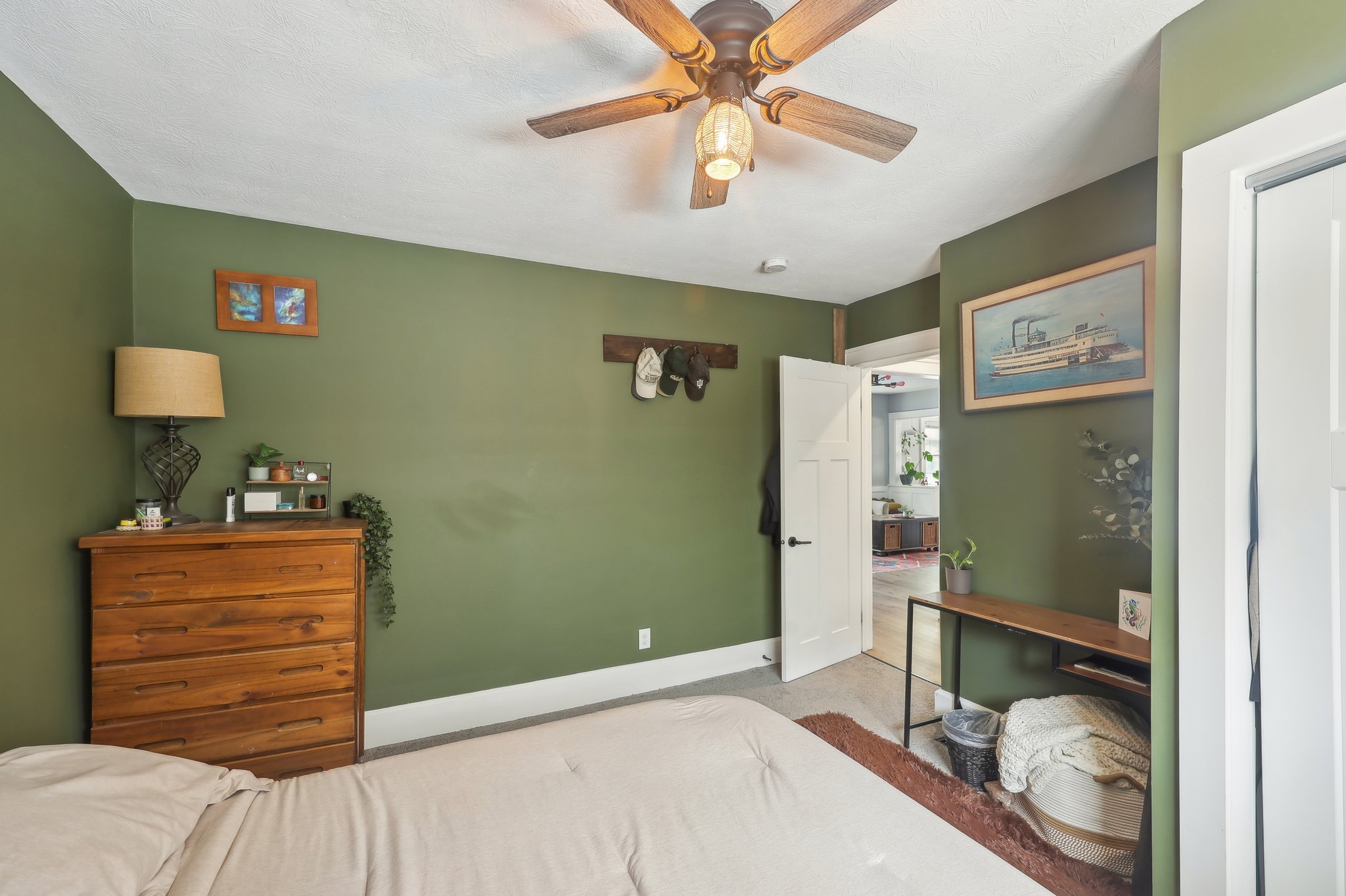 Guilford Ave-1305-024.jpg