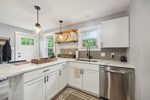 Guilford Ave-1305-015.jpg