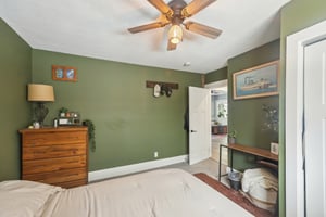 Guilford Ave-1305-024.jpg