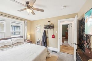 Guilford Ave-1305-028.jpg