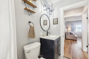 Guilford Ave-1305-030.jpg