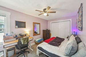 Guilford Ave-1305-034.jpg