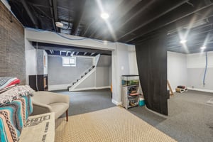 Guilford Ave-1305-044.jpg