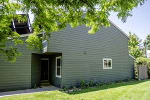  Photo 49