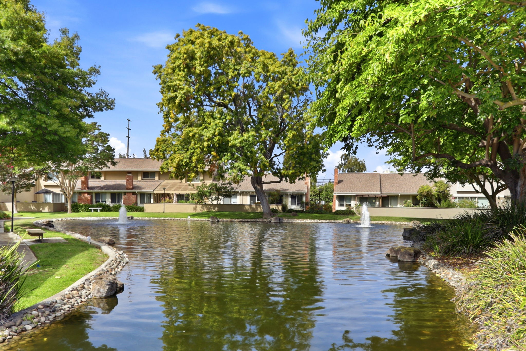 067_F8_4248 Lake Santa Clara