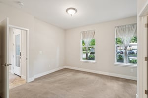 10th St-S0409-026.jpg