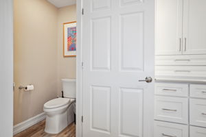 Bathroom 1 - 495A9889 (1)