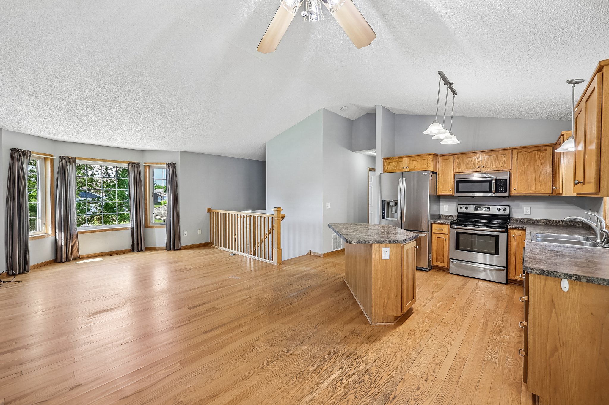 66th St SW-S1006-010.jpg