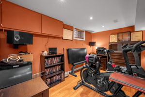  Photo 48