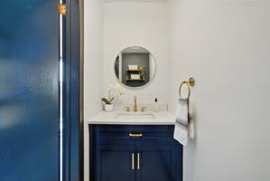  Photo 47