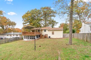 40. Back exterior.jpg