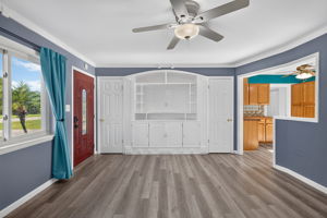 Living Room 4 of 5