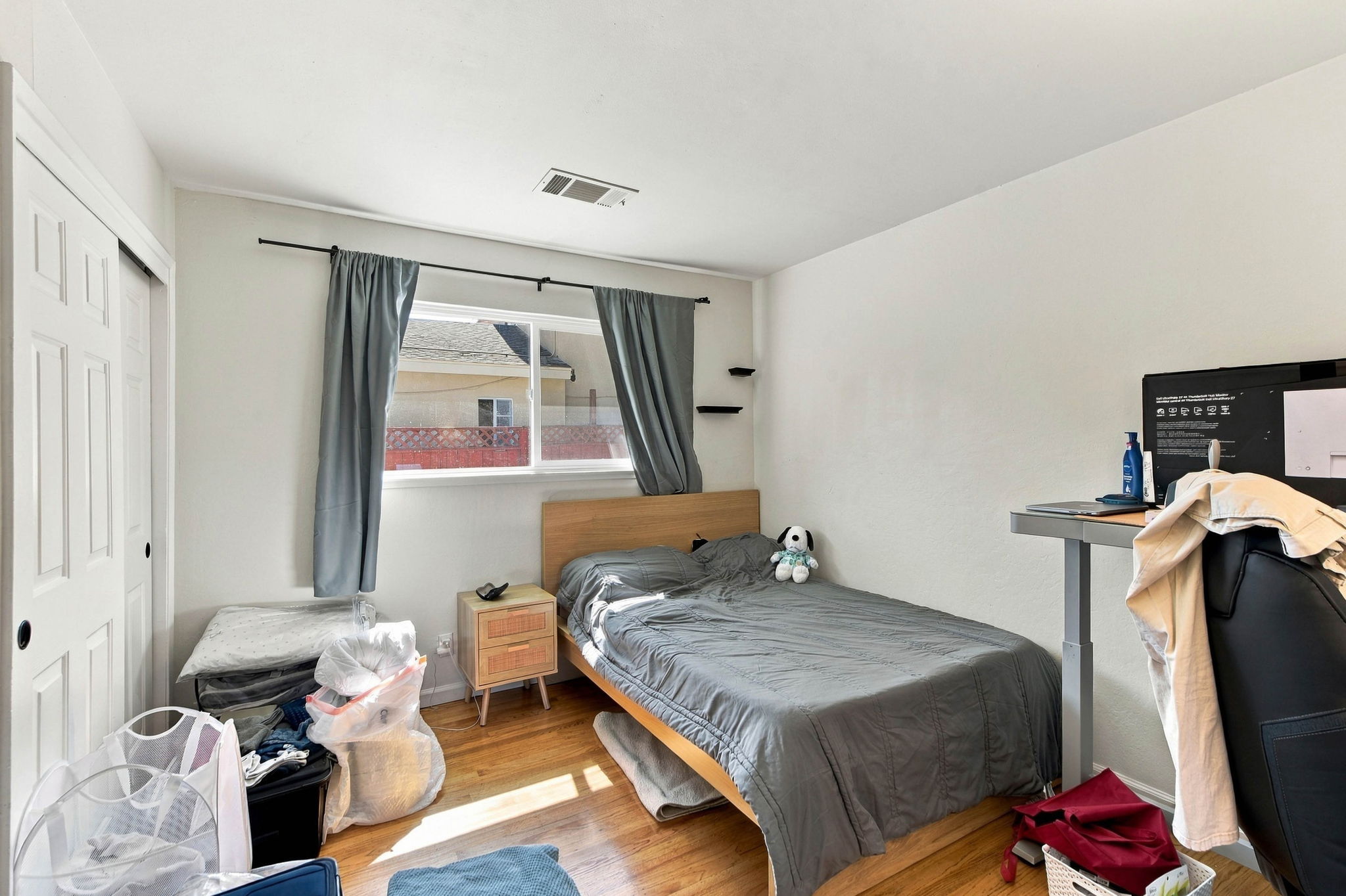 019_F8_425 N 7th St