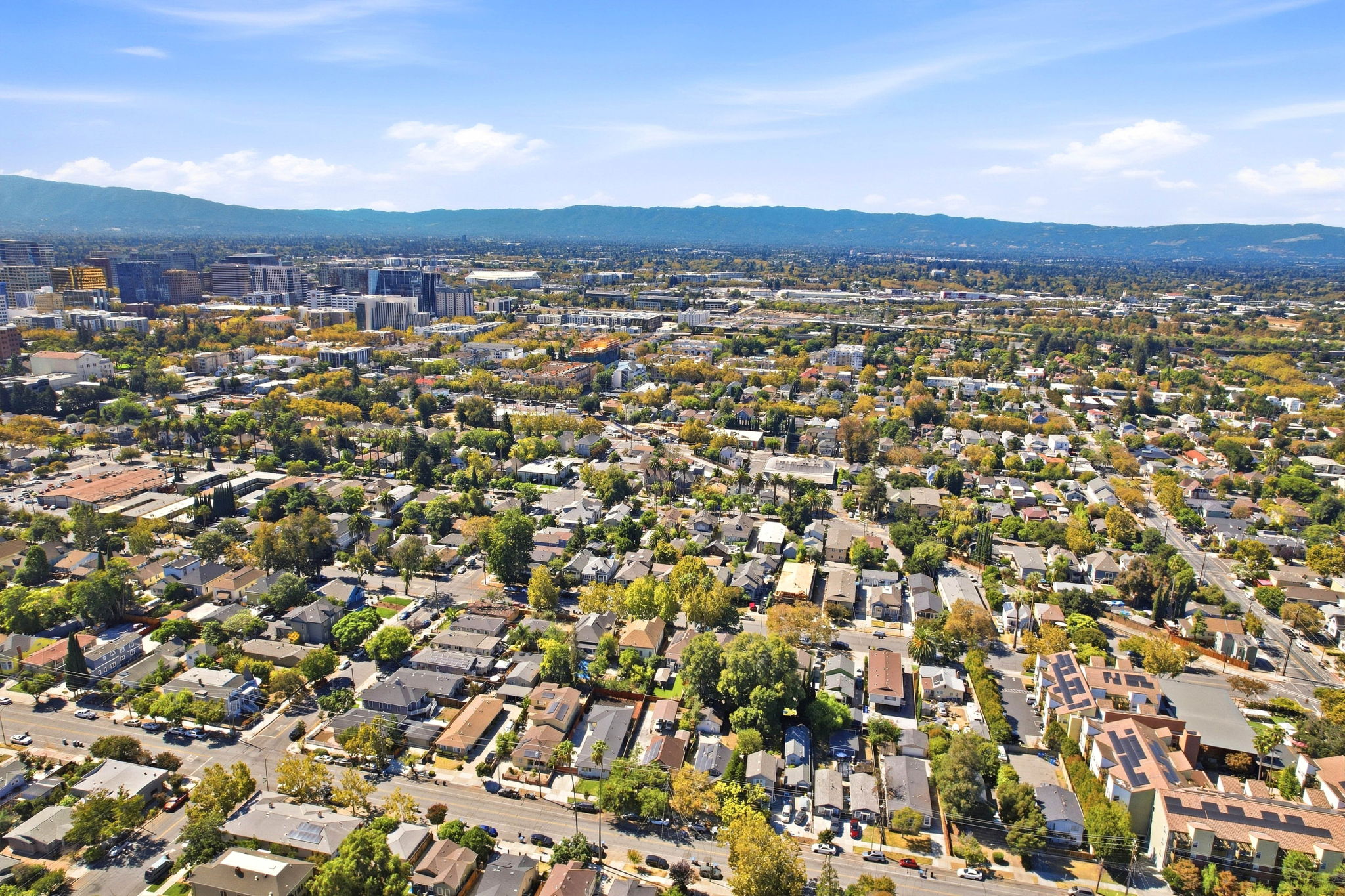 013_F8_AERIAL_425 N 7th St