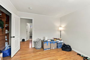 018_F8_425 N 7th St