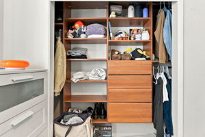 025_F8_425 N 7th St