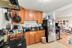038_F8_425 N 7th St