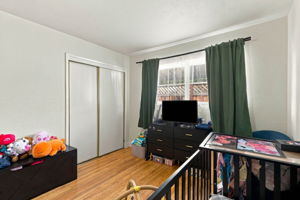 041_F8_425 N 7th St
