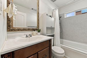 047_F8_425 N 7th St