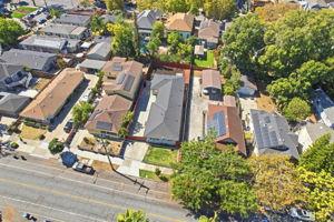 007_F8_AERIAL_425 N 7th St
