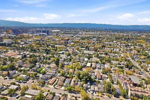 013_F8_AERIAL_425 N 7th St