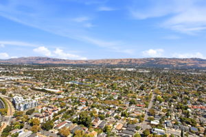014_F8_AERIAL_425 N 7th St