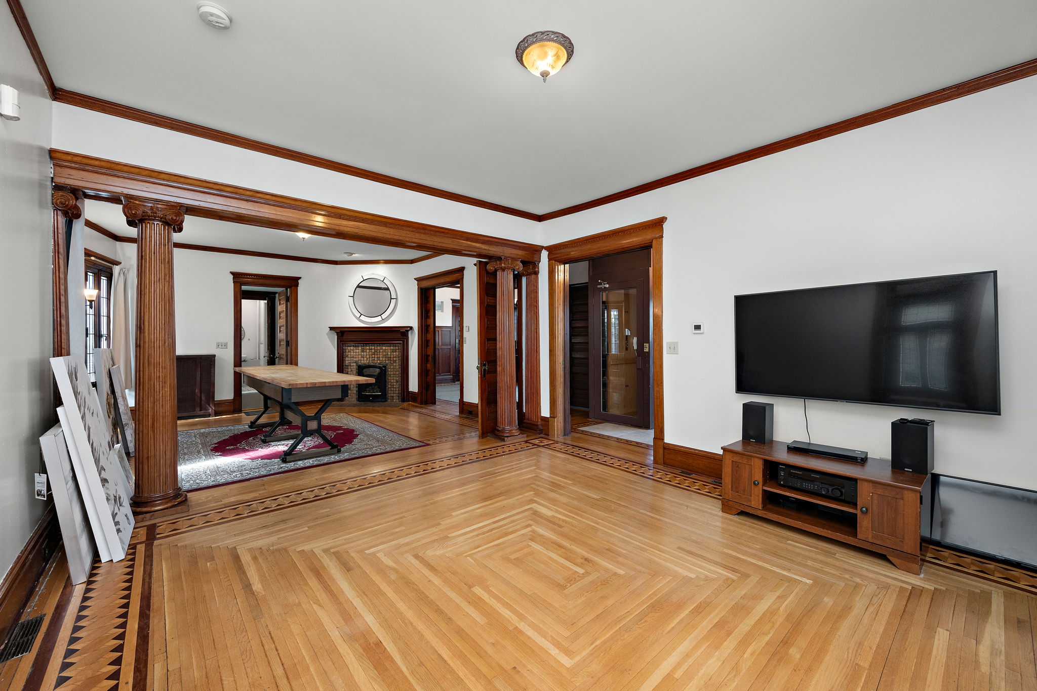  Photo 11
