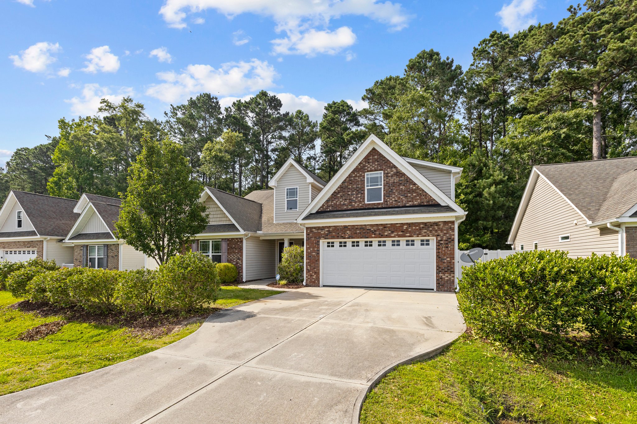 425 Peregrine Ridge Dr, New Bern, NC 28560